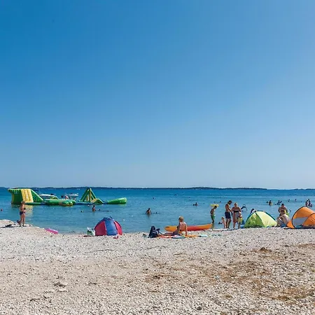 2 Bedroom Amazing In Betiga Barbariga
